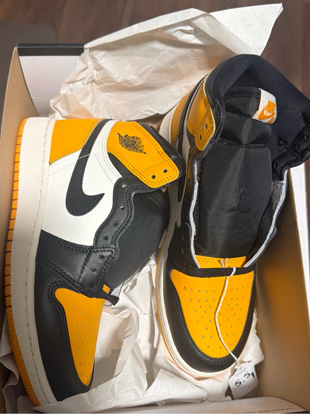Nike Air Jordan 1 Retro High Og Gs Taxi Black Sail Youth 5.5 Youth . Women 7